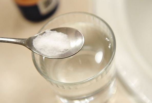 Uống nước muối vào buổi sáng là điều hoàn toàn sai